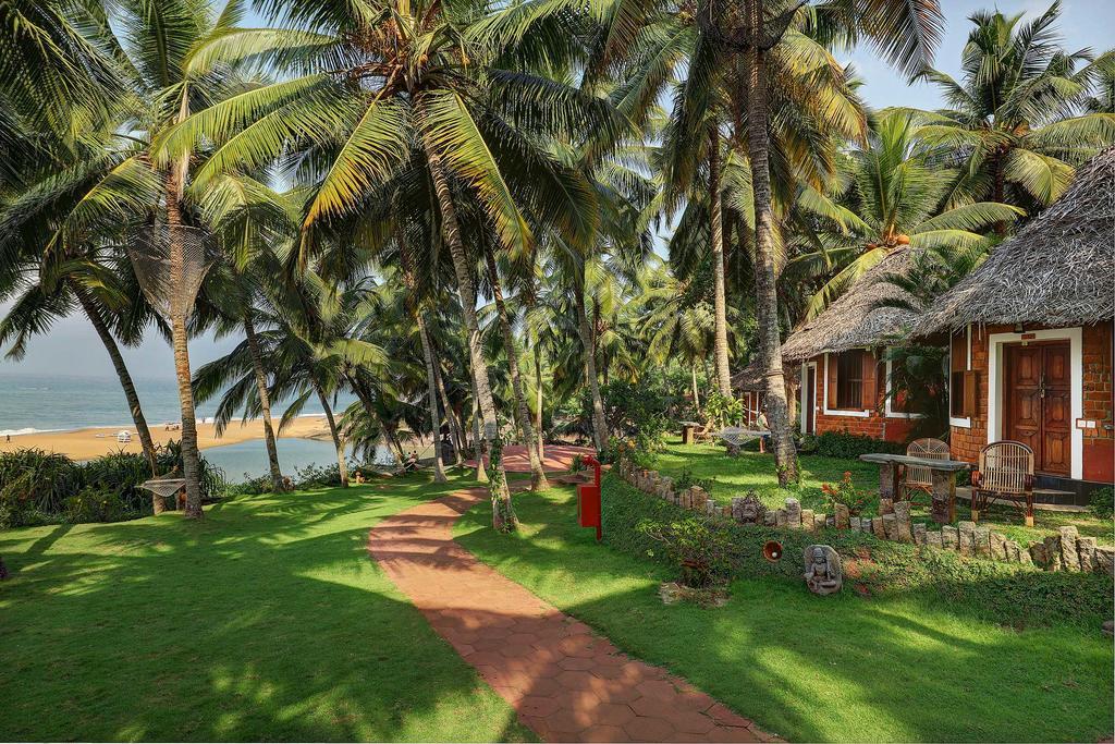 Soma Manaltheeram Ayurveda Beachvillage Kovalam Luaran gambar