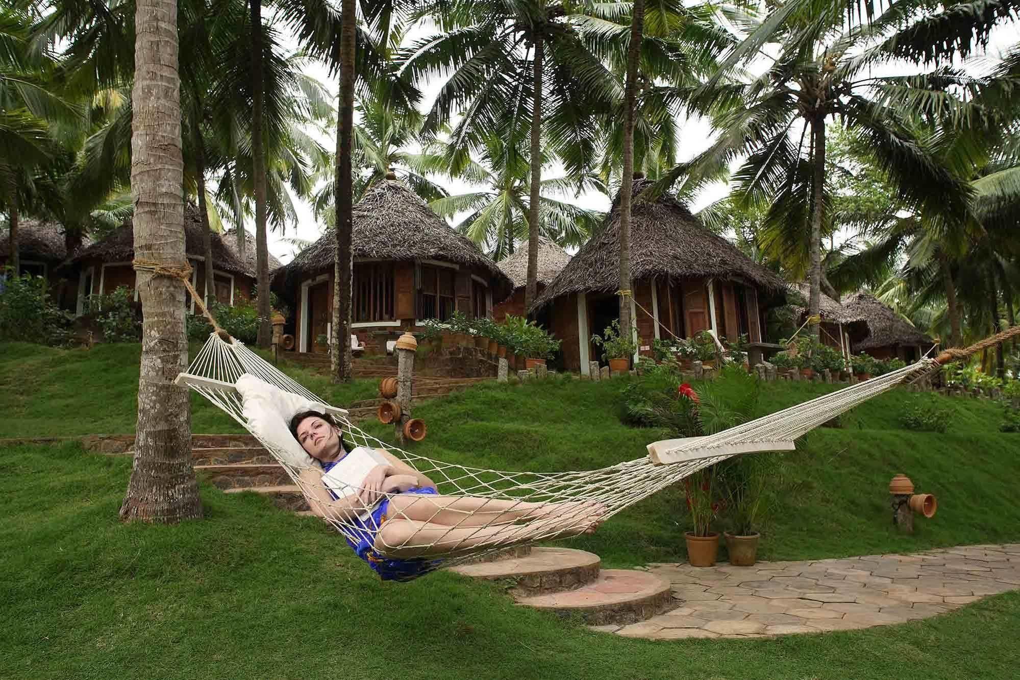 Soma Manaltheeram Ayurveda Beachvillage Kovalam Luaran gambar